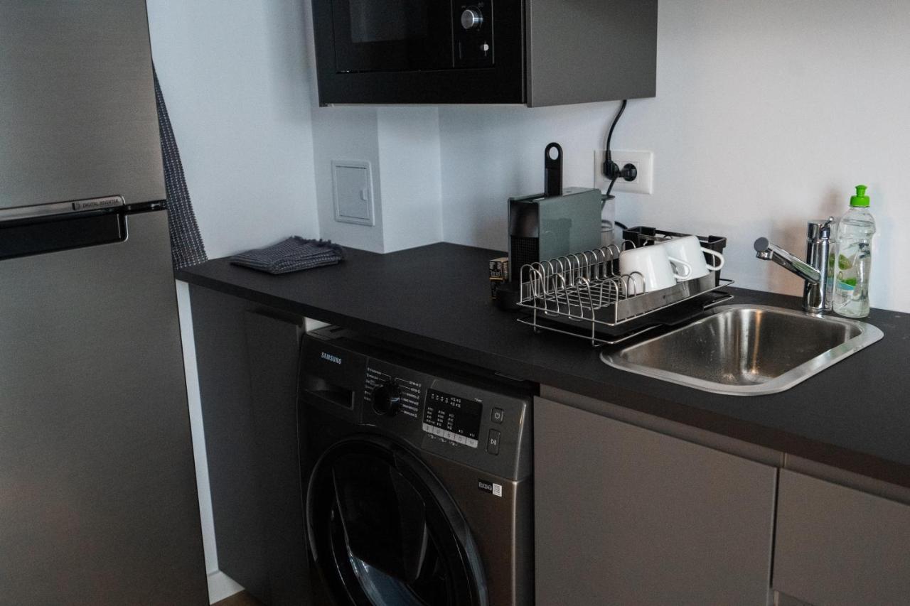 G34 - Modern @ Parliament Apartment Bucharest